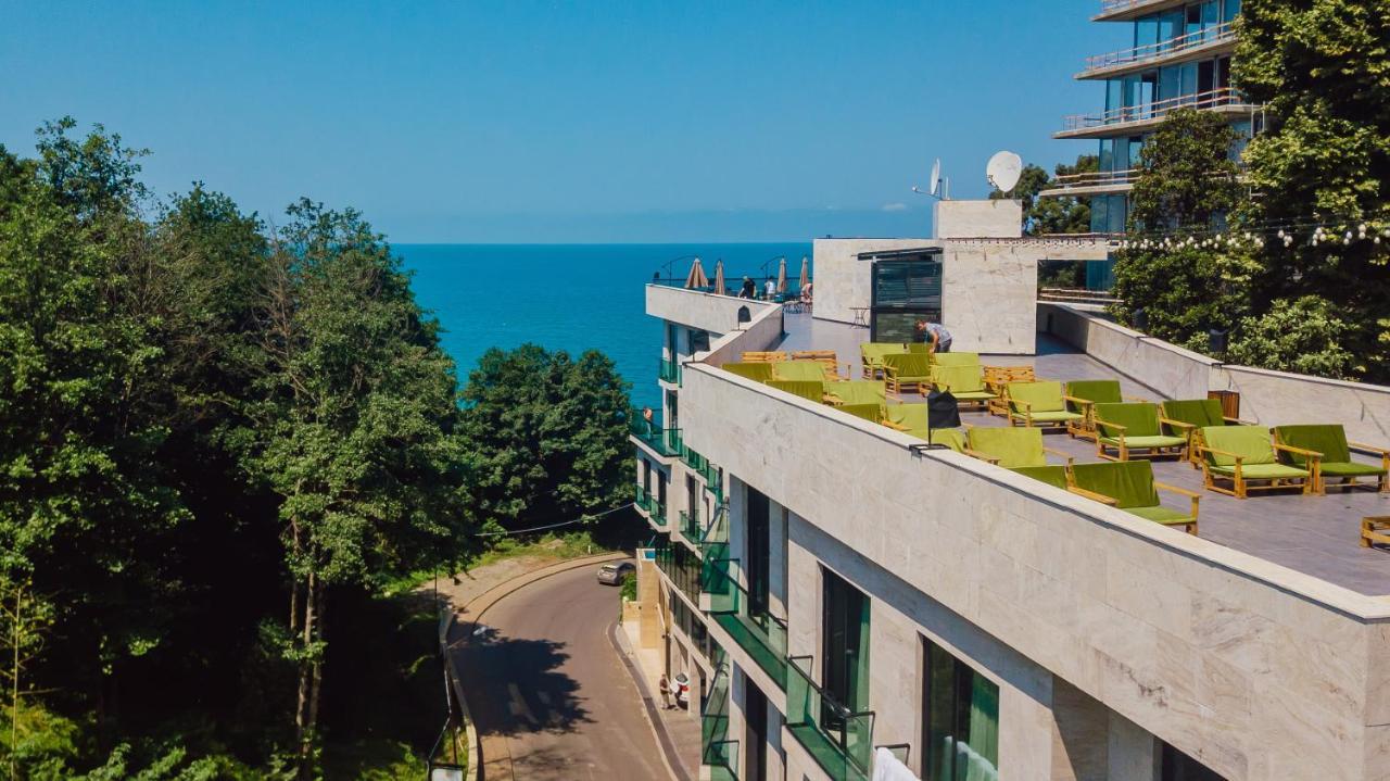 Capo Verde Hotel Batumi Exterior photo